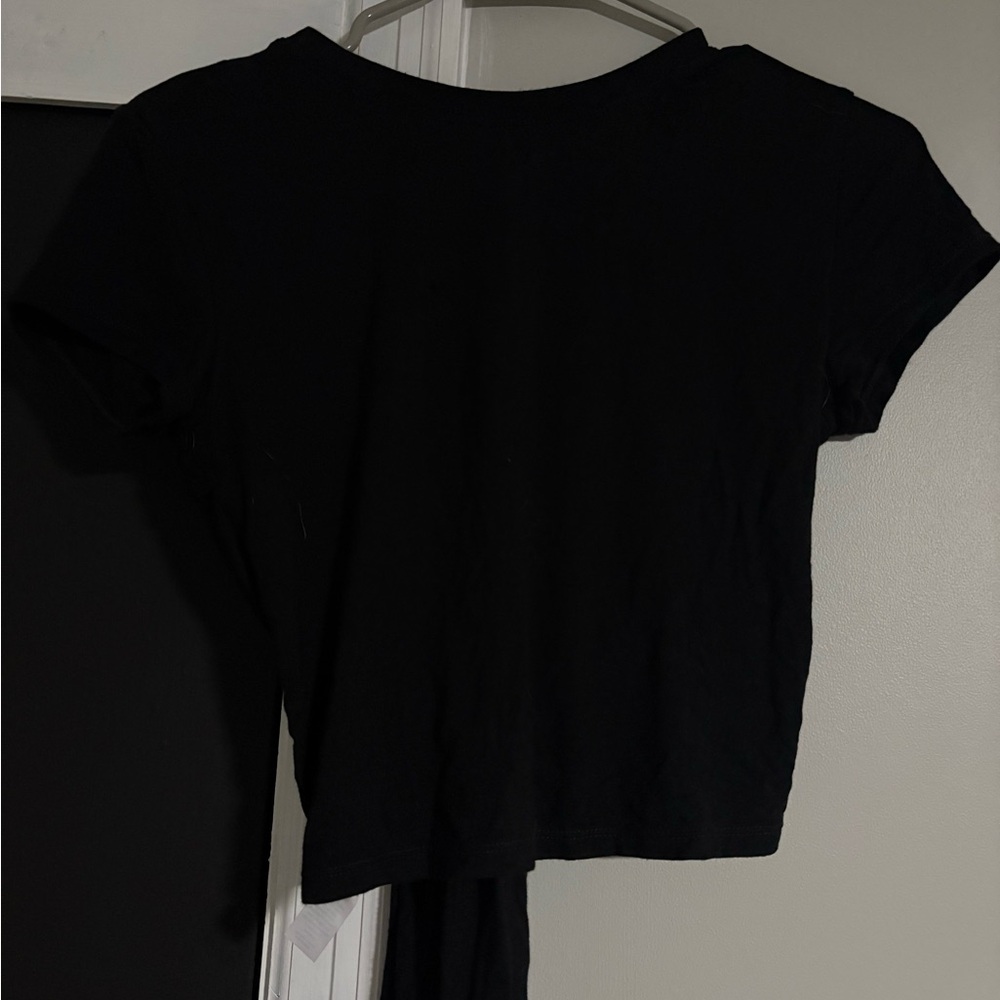 Elegant Black Crop Top for Women